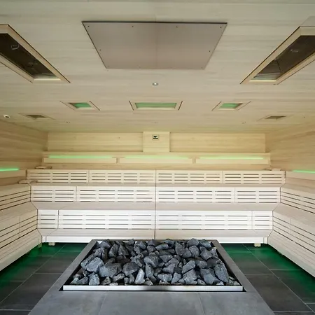 Wellnesshotel Warther Hof 4* ワース